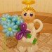 Янголятко з кульок з букетом ромашок