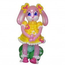 Зайчик з кульок Пластика