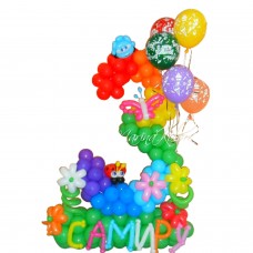 Цифра три з кульок з гелієвими кульками