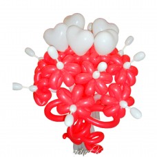 Букет червоних ромашок з білими серцями з кульок