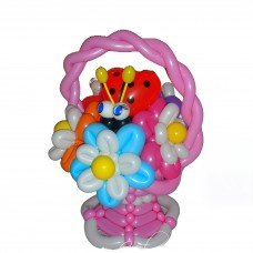 Рожевий кошик подвійні ромашки з кульок Рожевий кошик подвійні ромашки з кульок